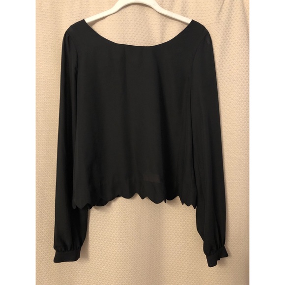 Black blouse with scallop trim and buttons - Picture 2 of 2